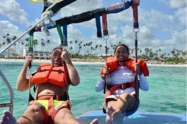 Buggy Tour a parasailing zkušenosti — Guided tour and outdoor activity