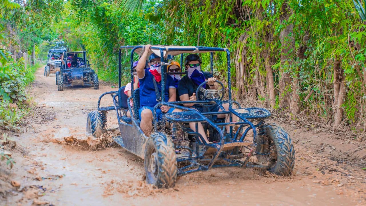 Punta Cana: Buggy Adventure Tour s hotelovým vyzvednutím — Guided tour and outdoor activity