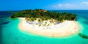 Punta Cana: Ganztägiges Erlebnis in der Bucht von Samana — Guided tour and outdoor activity