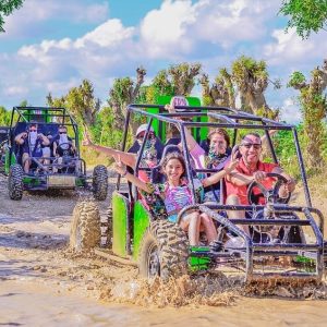 Da Bávaro: Tour in buggy doppio alla spiaggia e al cenote di Macao