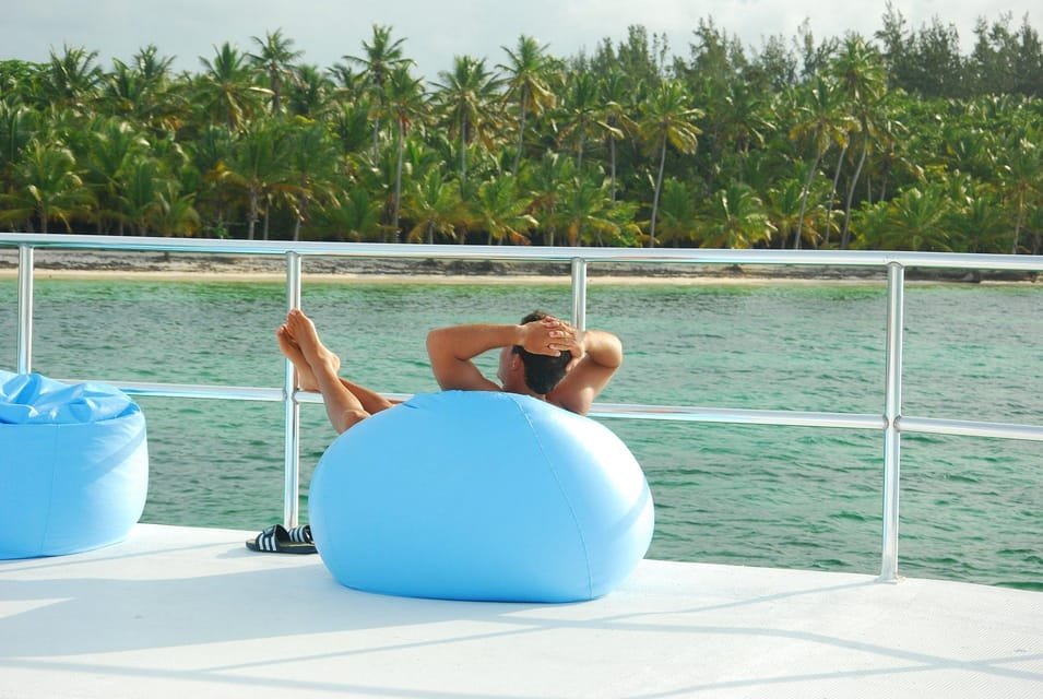 Punta Cana: Adult Only Excursion to the only Floating DaySpa - Immagine 5