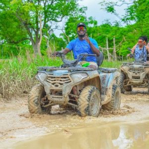 Punta Cana: mezza giornata in ATV o Buggy e a cavallo