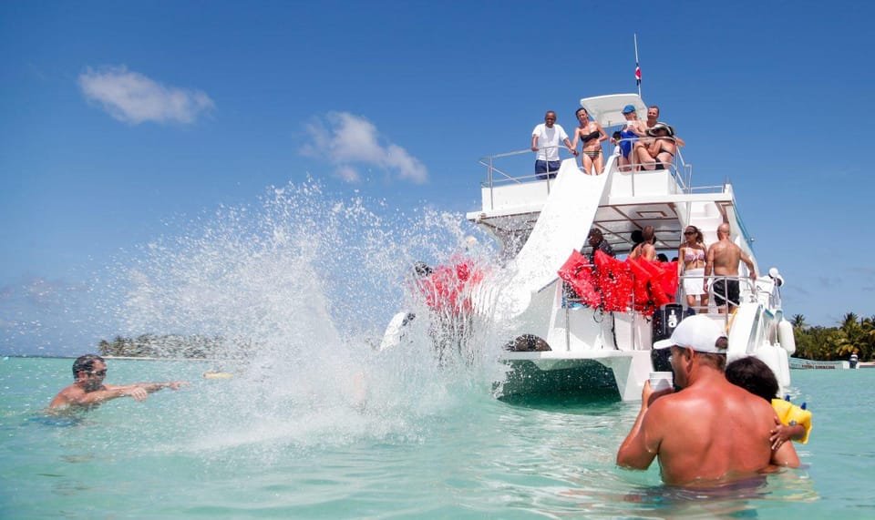 Punta Cana: Catamaran Boat Party with Unlimited Drinks - Image 8