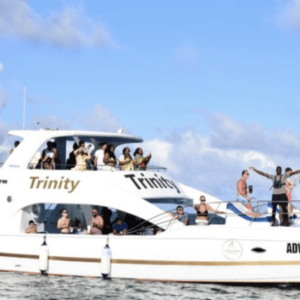 Party boat in catamarano trinity| snorkeling| spiaggia privata