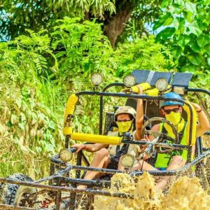 Punta Cana: avventura in buggy fuoristrada con bagno nella grotta del cenote e spiaggia