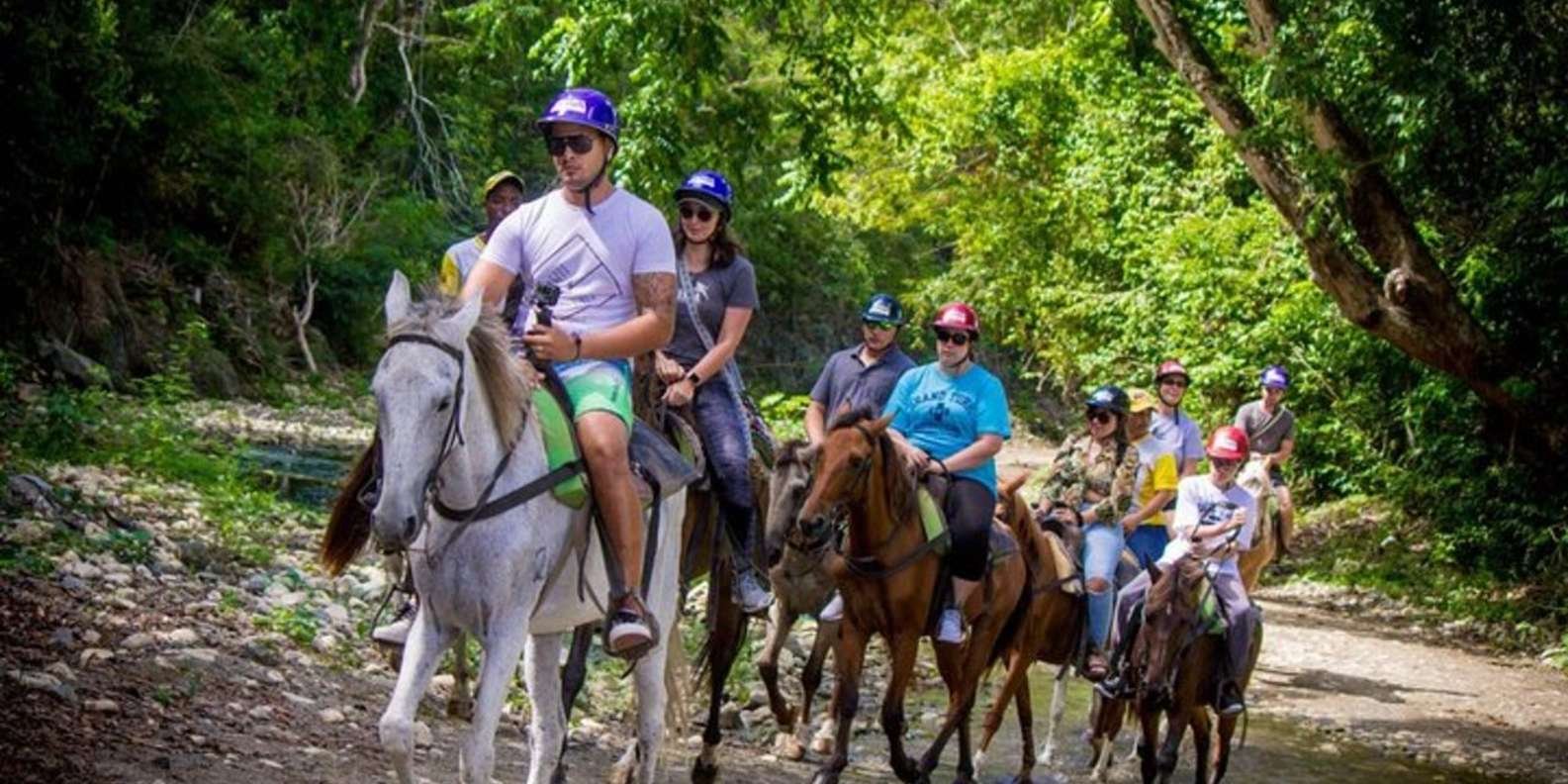 Puerto Plata: Zip Line, Horseback Riding, & Waterfall Combo - Bild 11