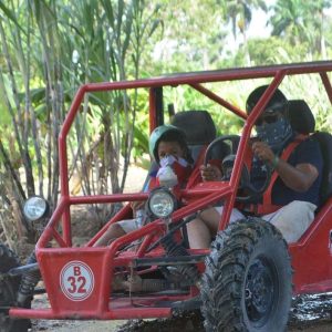 Punta Cana ATV Buggies Abenteuer von Santo Domingo Tour