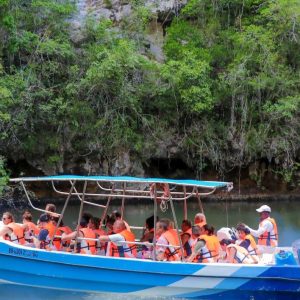 Da Punta Cana: Escursione di un giorno a Los Haitises e alla Montagna Redonda