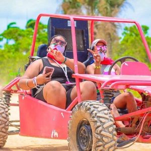 Tour in buggy Punta Cana Spiaggia di Macao e Grotta di Taino Guidato