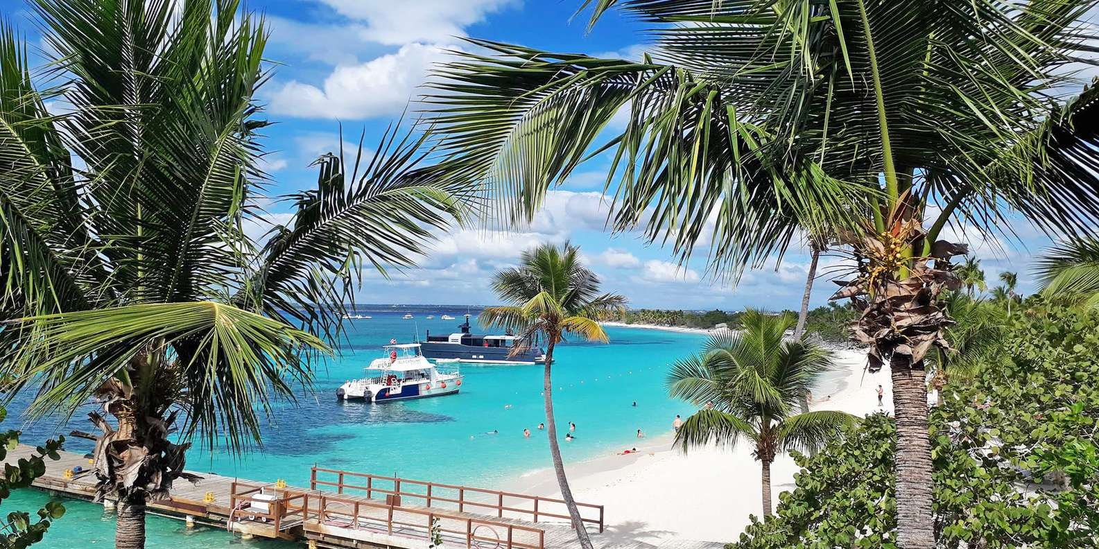 Punta Cana: Gita in barca di un'intera giornata all'Isola di Catalina con pranzo