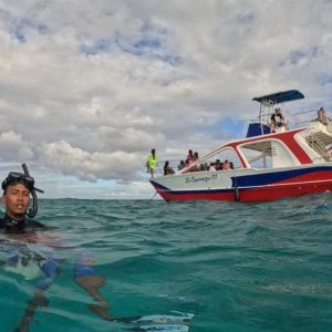 Crociera alcolica in barca con Snorkling