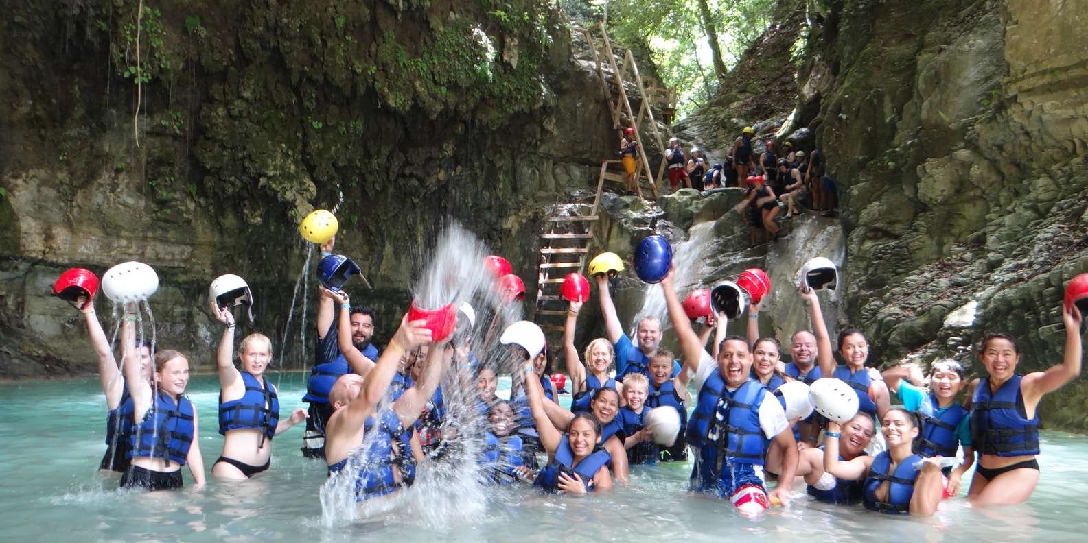 Puerto Plata: Zip Line, Reiten & Wasserfall-Kombination