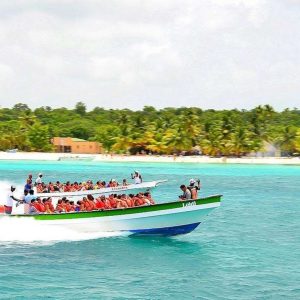 Giro turistico Saona premium mano Juan canto de la playa